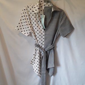 NWT Dressfo black white hankershief hem top